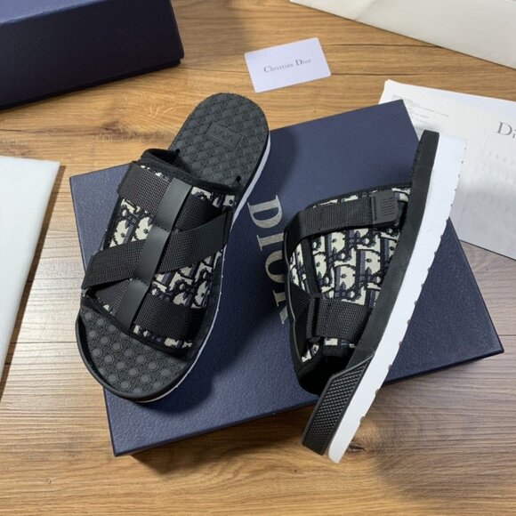 Dior Men's multi Sandals US10 - Picture 5 of 7